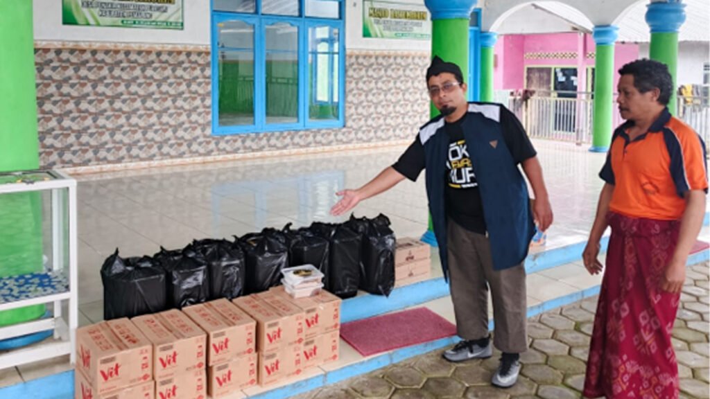 Bantuan Sosial Toko Emas Nur